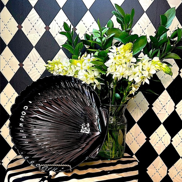 Vintage Arcoroc France Coquillage Black Glass Oyster-Shaped Serving Platter| 13” - Picture 5 of 10
